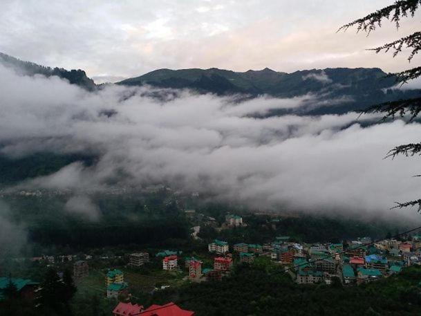 Hotel Seven Hills Manali Exterior photo
