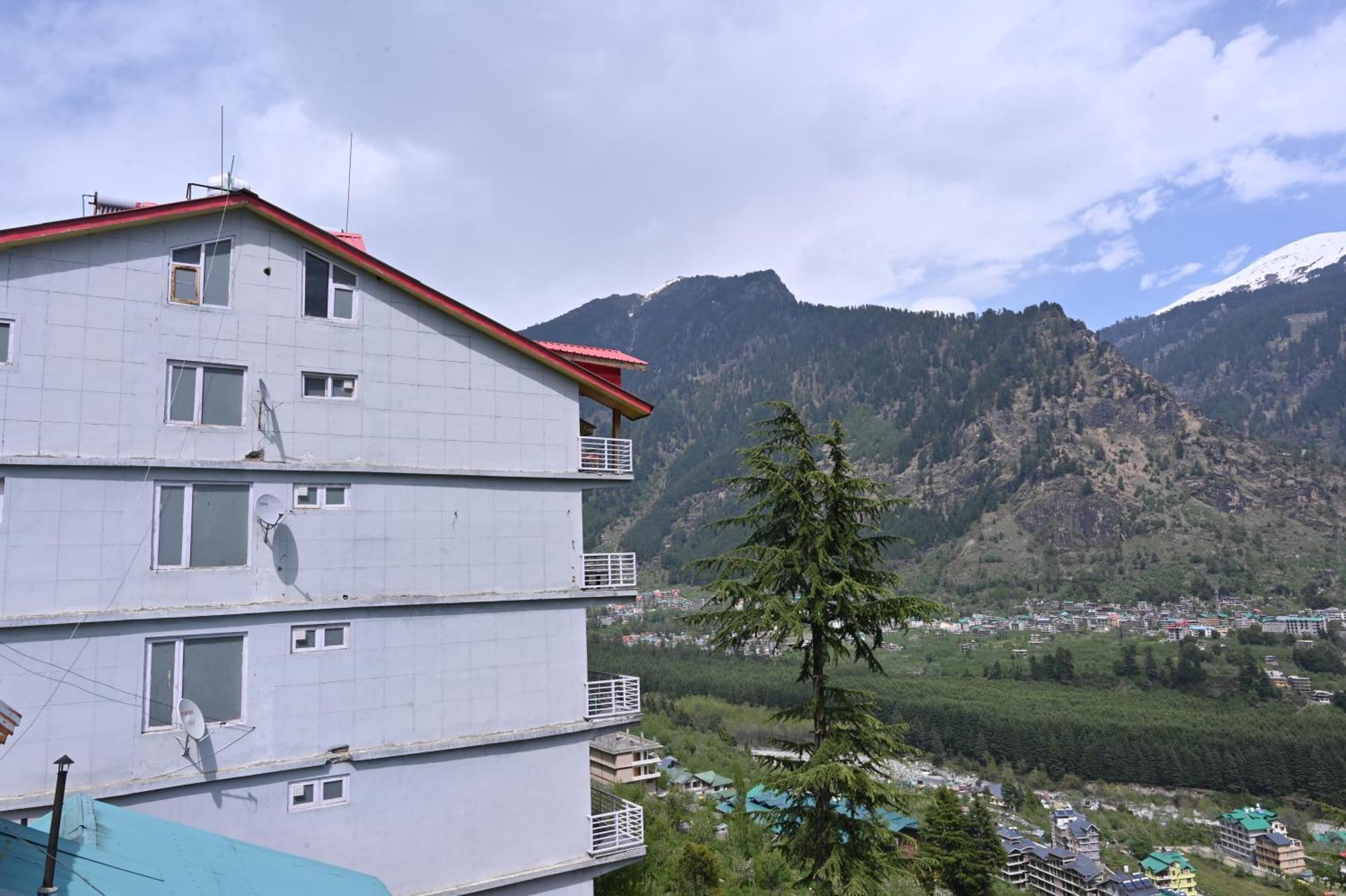 Hotel Seven Hills Manali Exterior photo