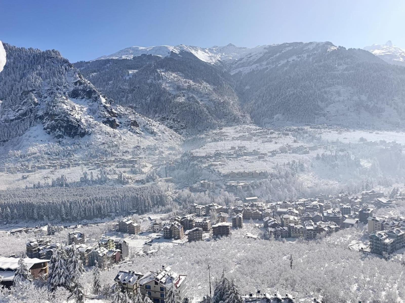 Hotel Seven Hills Manali Exterior photo