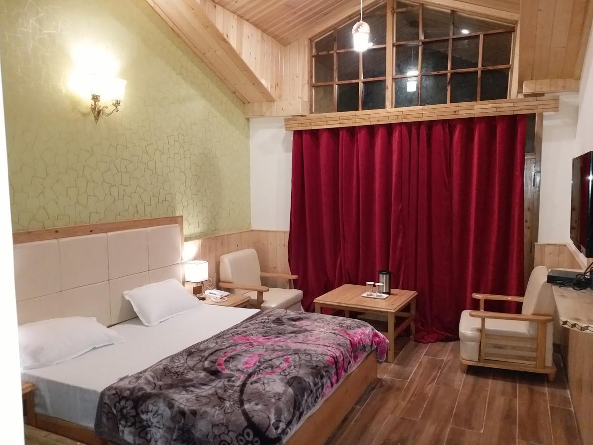 Hotel Seven Hills Manali Exterior photo
